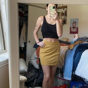 Mustard mini skirt